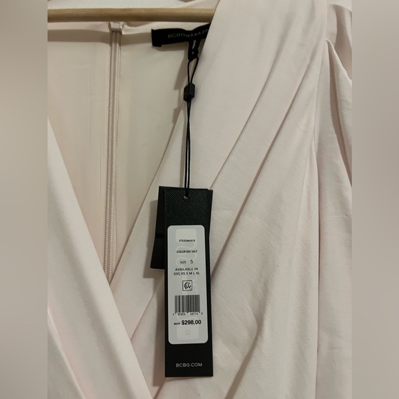 NWT BCBG White wide leg jumpsuit perfect for spring/fall/winter bridal shower - Picture 3 of 4